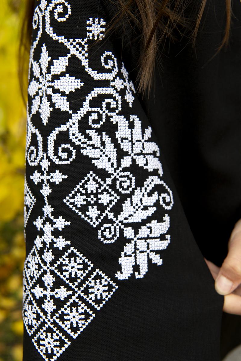 Вишиванка для дівчаток, чорна 010434193-002