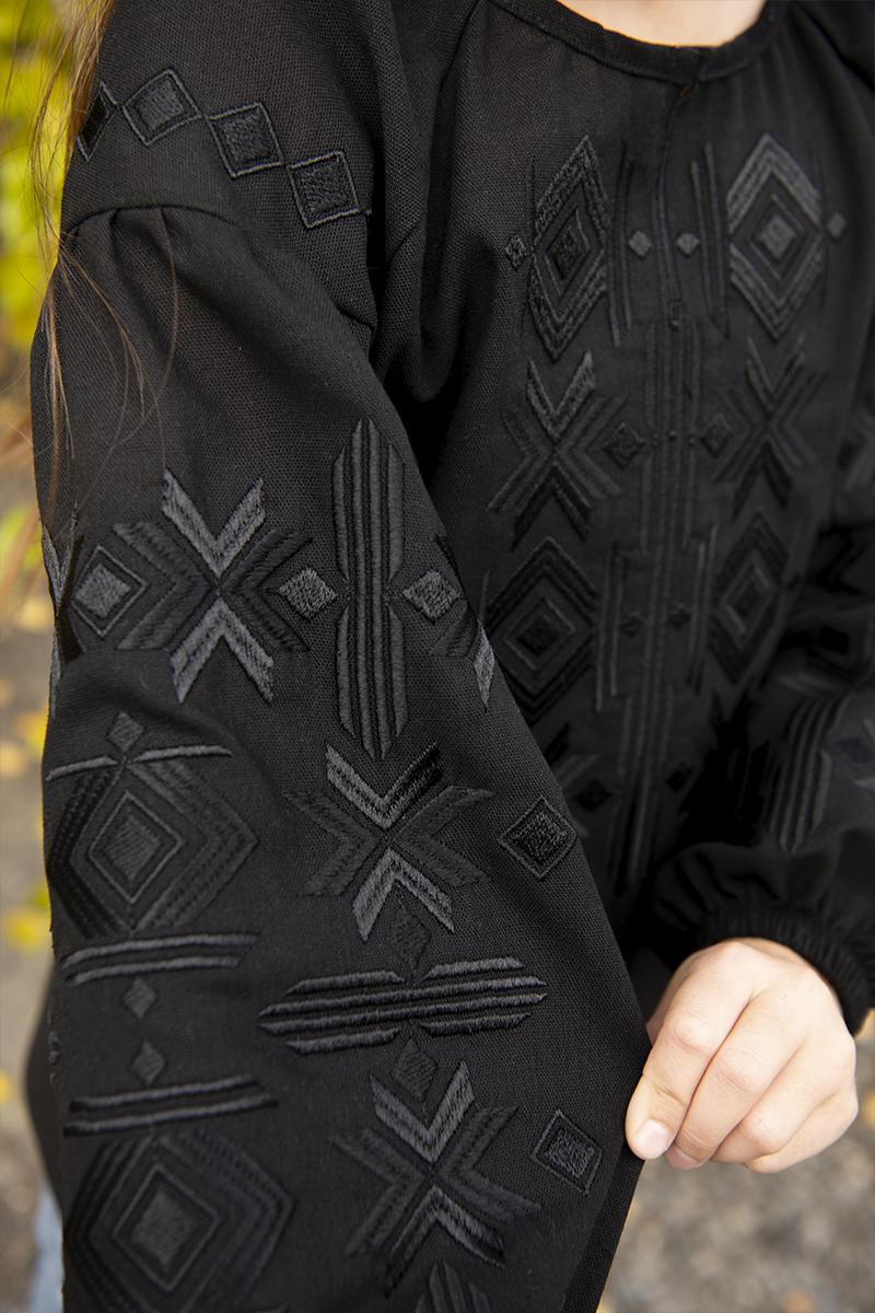 Вишиванка для дівчаток, чорна 010432193-002