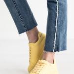 Кросівки жіночі, жовті 705711-012