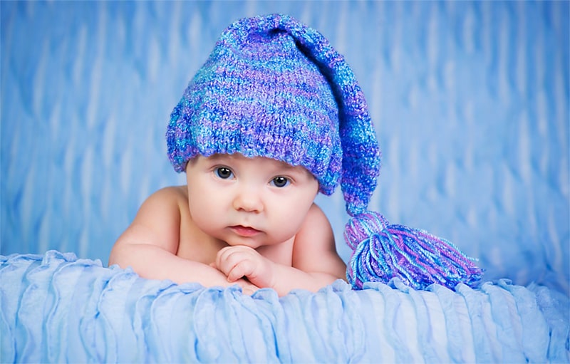 Нужна ли шапочка новорожденному — обязательно ли ее одевать дома